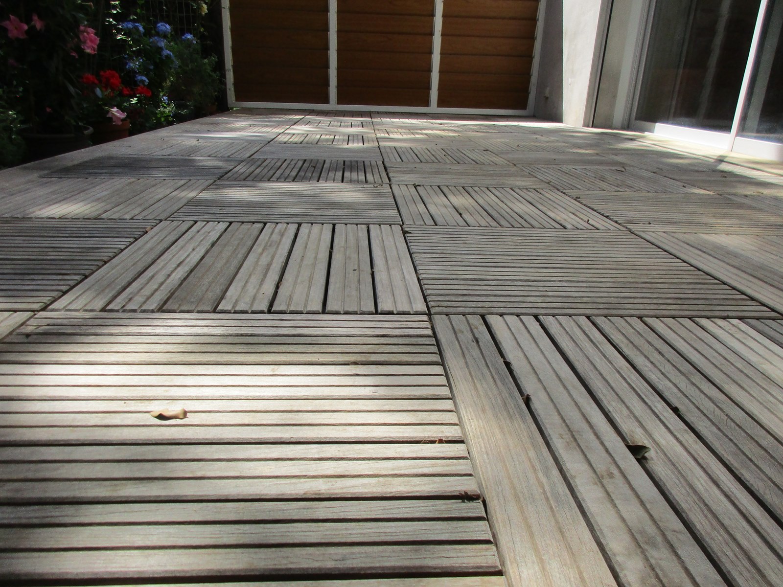 Terrasse renovation avant pendant apres degriseur et saturateur 3 