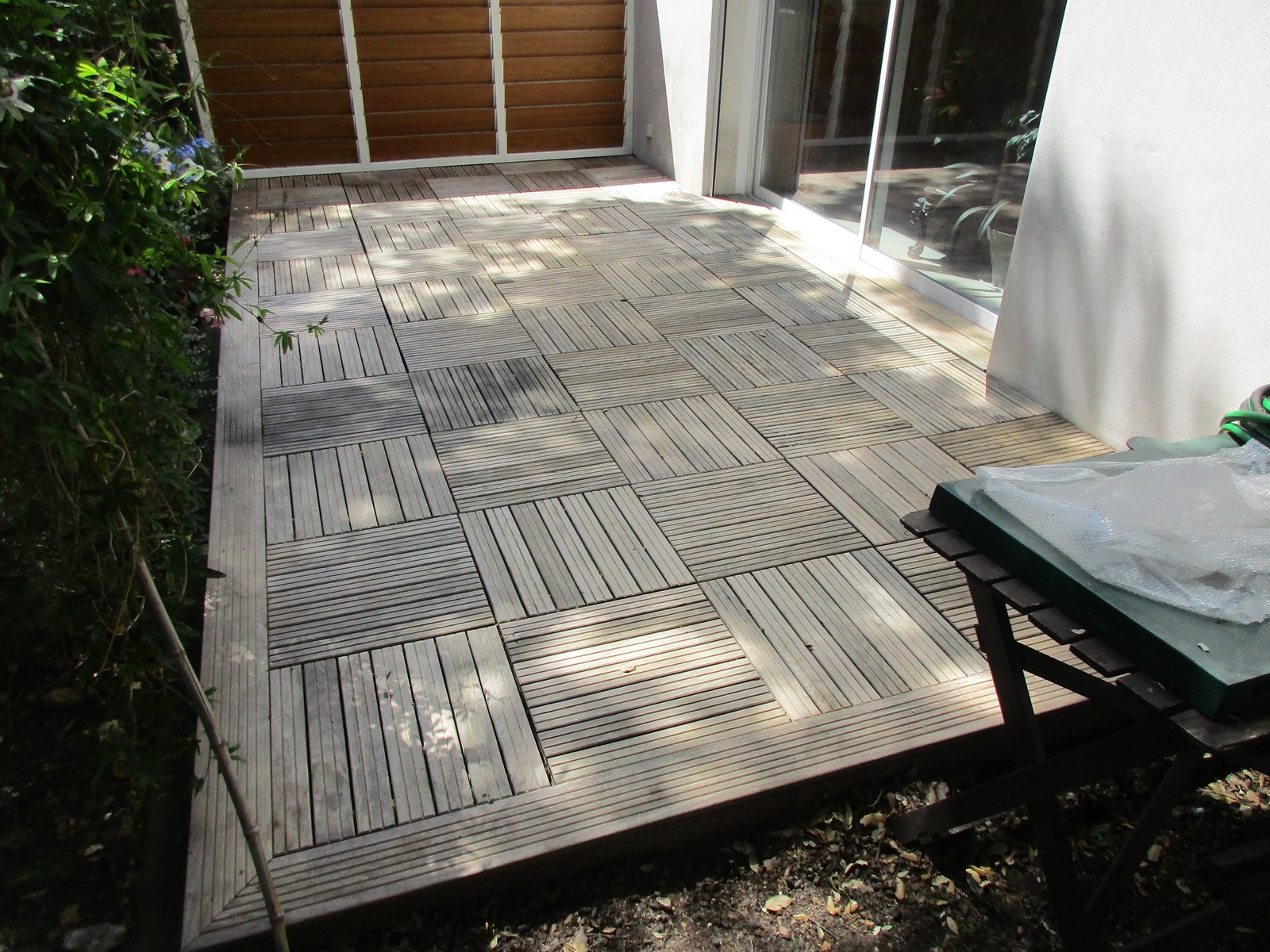 Terrasse renovation avant pendant apres degriseur et saturateur 2 