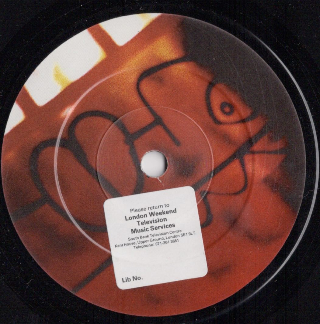 The fly uk is 500 pr b 