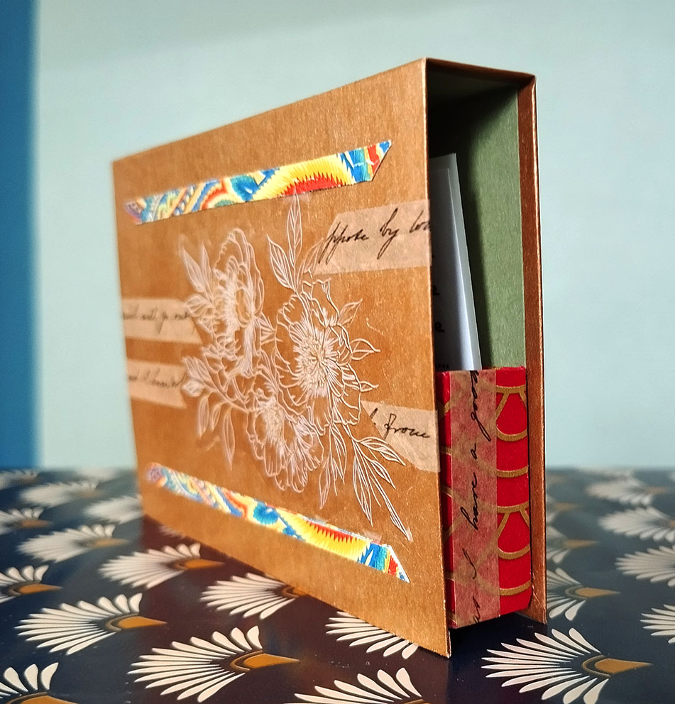 2025 05 porte carte dore fleur 2 