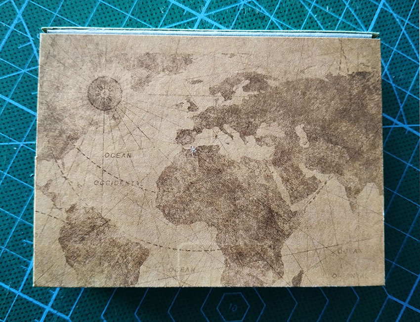2025 05 porte carte mappemonde 1 