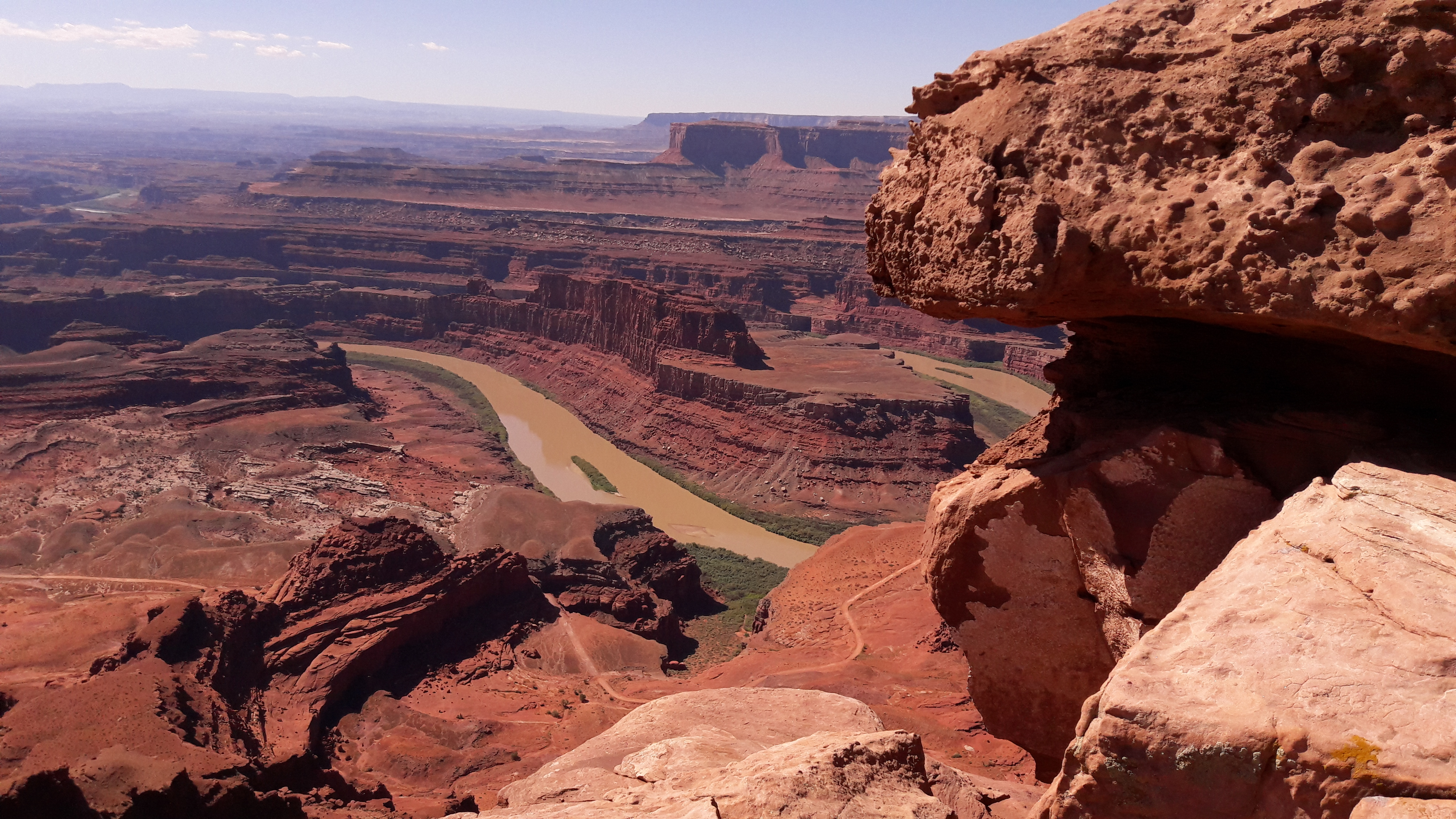 J9 : MOAB Died Horses Point