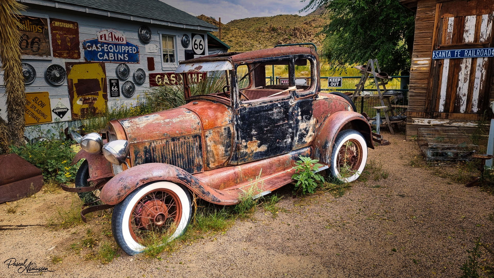 Carcasse voiture hackberry store route 66 az usa grande 