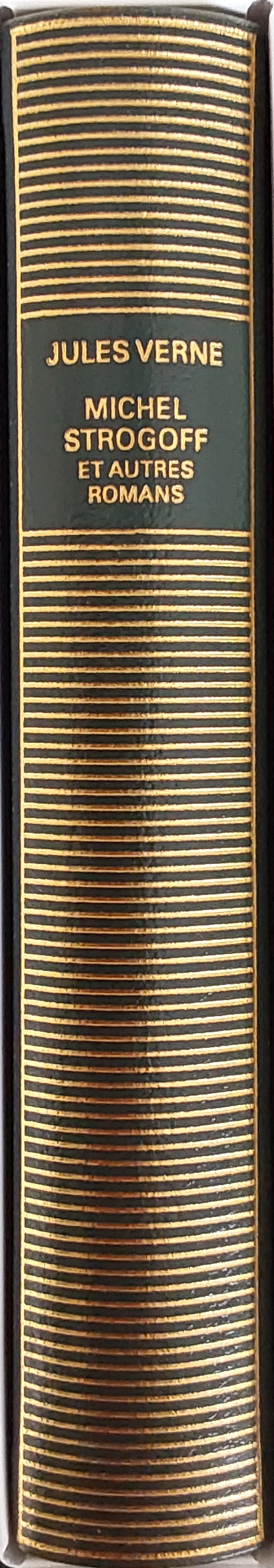Volume 626 de Verne dans la Bibliothèque de la Pléiade.