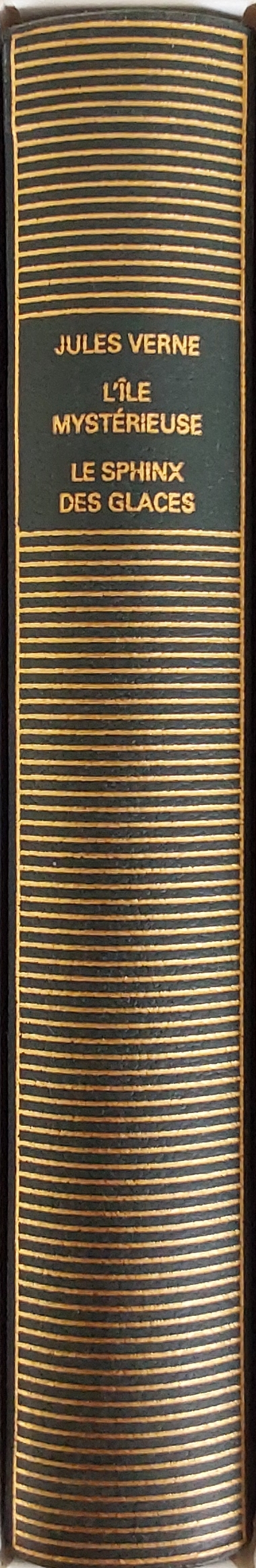 Volume 580 de Verne dans la Bibliothèque de la Pléiade.