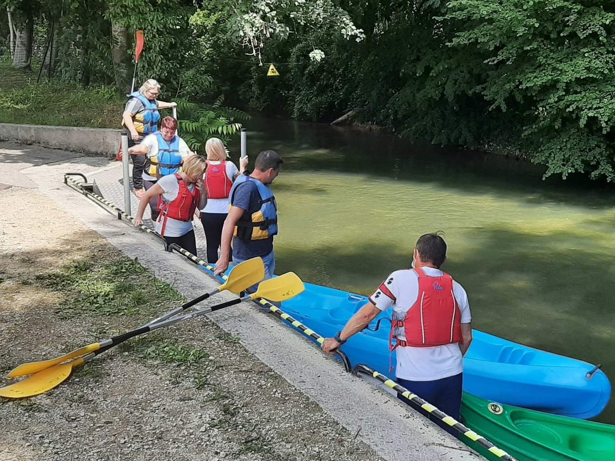 Canoe 1
