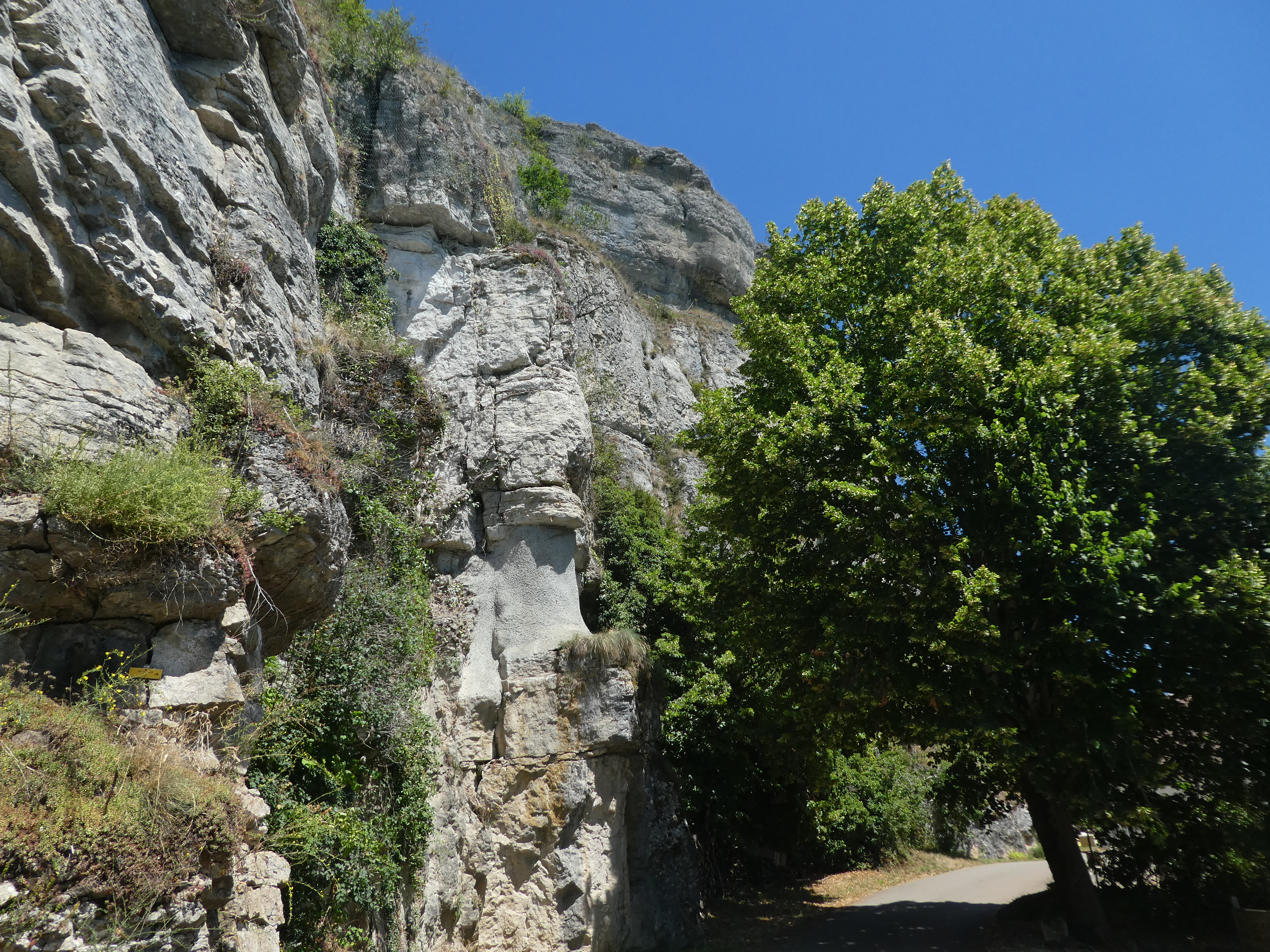 Loches et ses falaises 6 