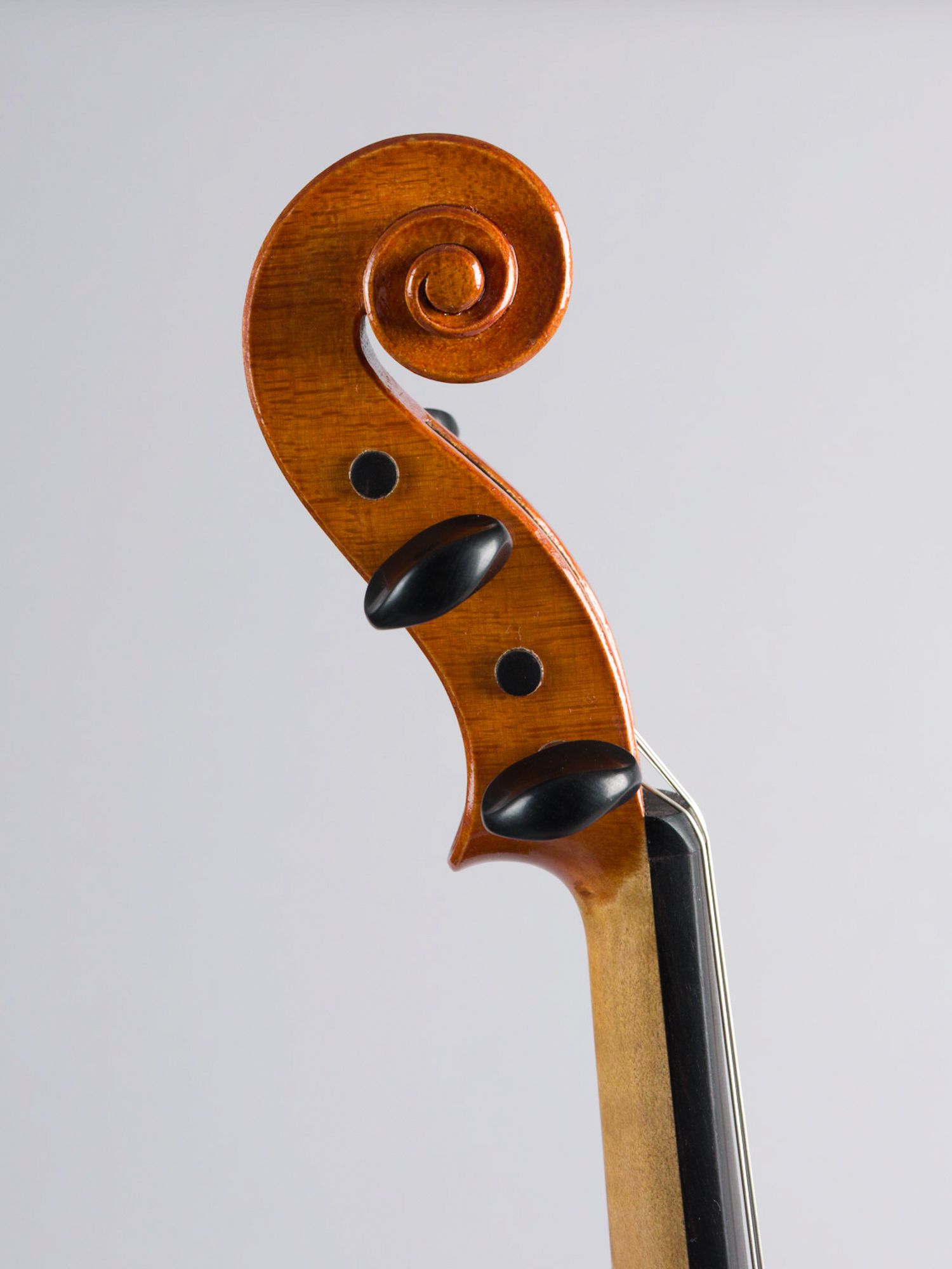 Amandine hervouet lutherie violon parmava2 3 credit photo philippe hervouet