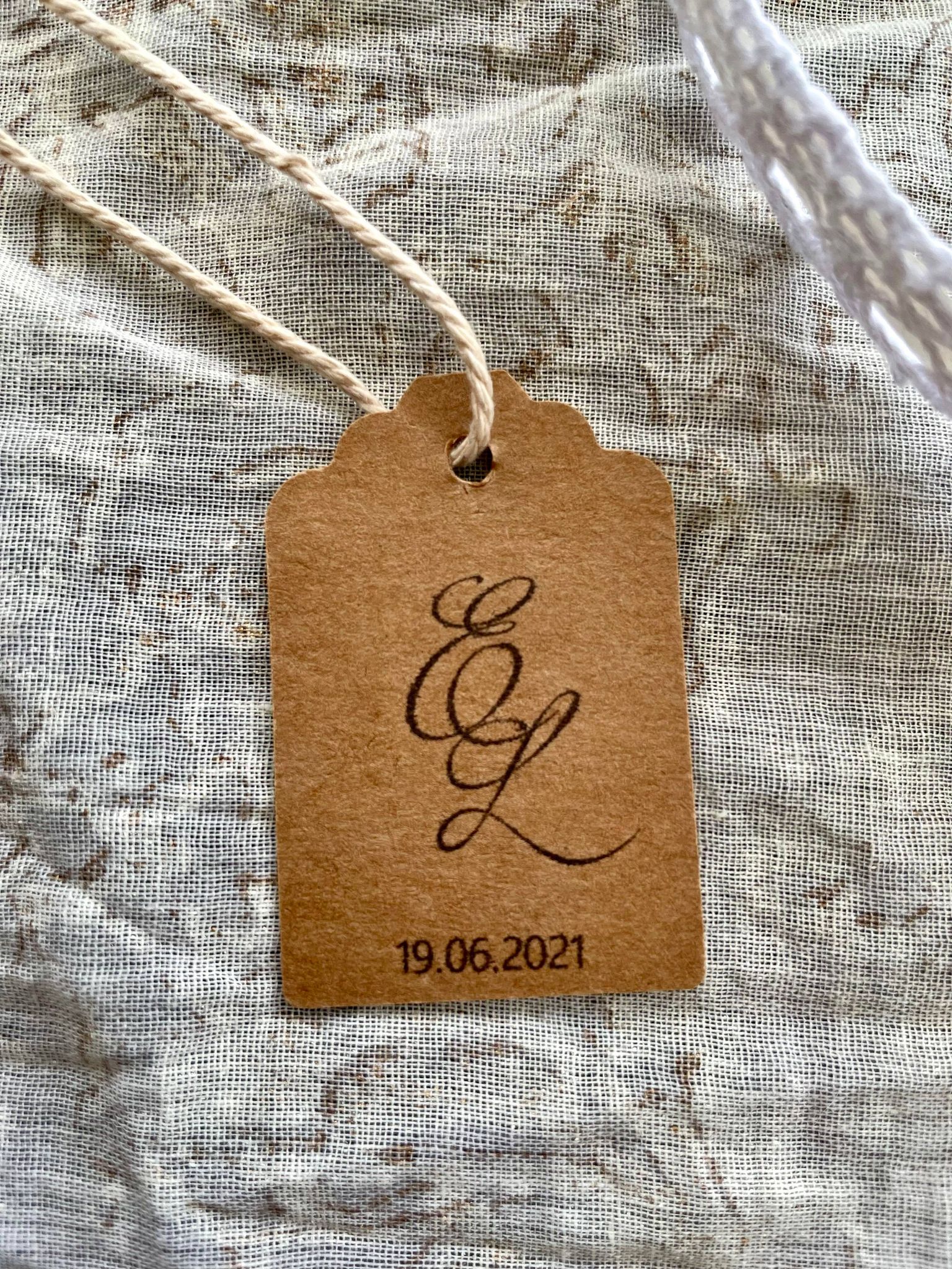 Etiquette cadeau invites