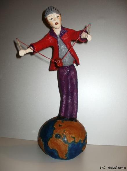 Diabolo aus pappmache