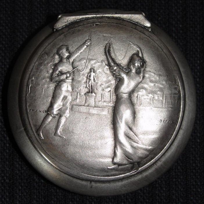 Poudrier miroir diabolo 1900
