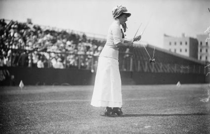 Annette kellerman on the ballfield 1907 