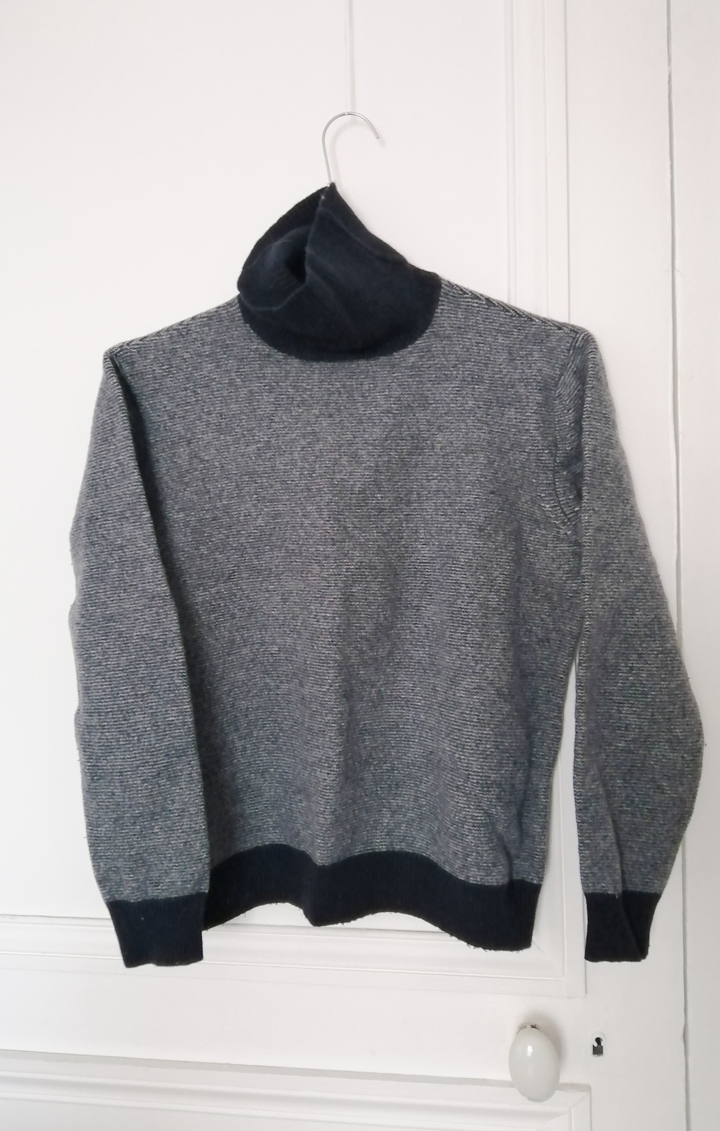 Pull raye avant