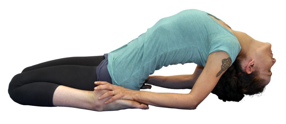 Supta virasana posture du héros couché