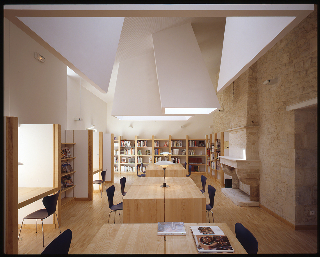 576 bibliotheque10 w