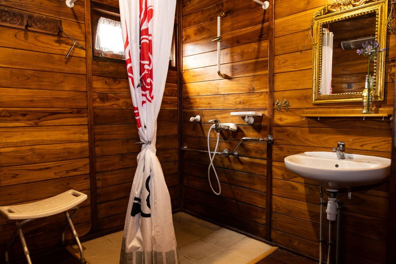 Salle de bain 2 gite crypto sign n 562