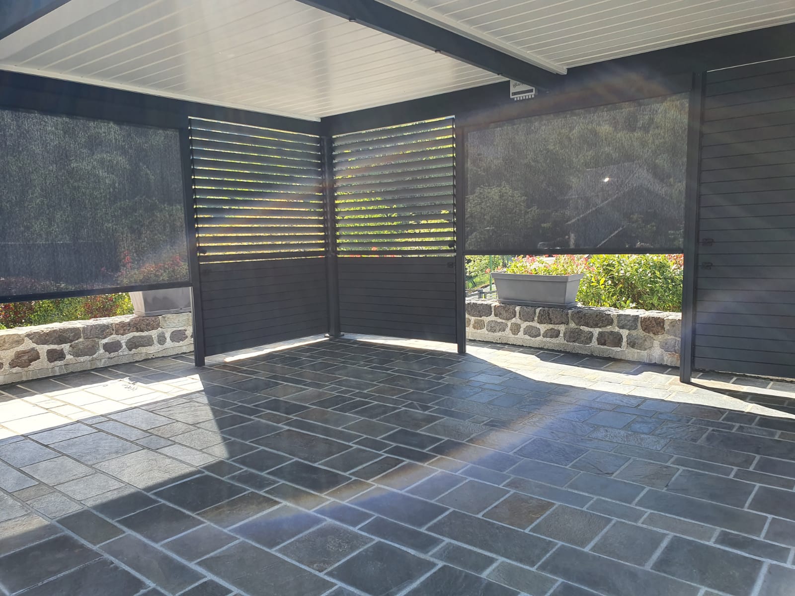 Pergola bioclimatique 5 