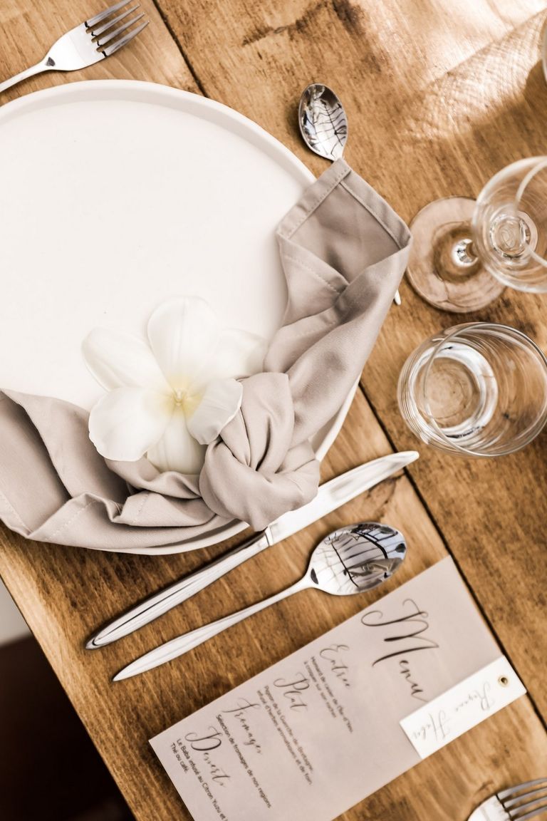 table mariage minimaliste