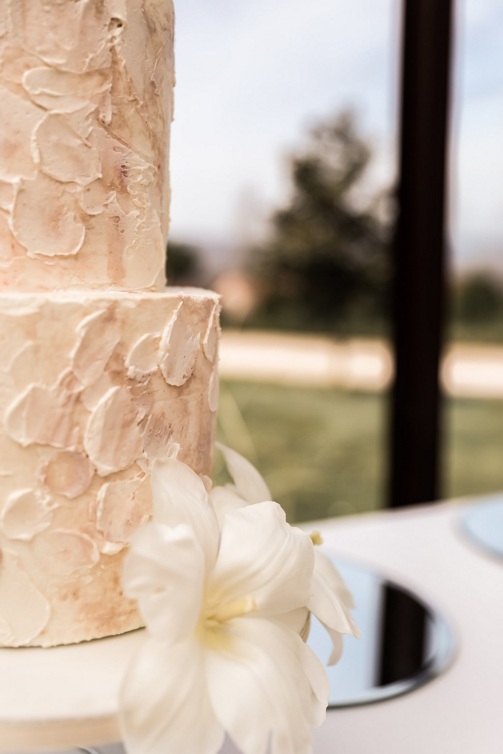 gateau mariage minimaliste