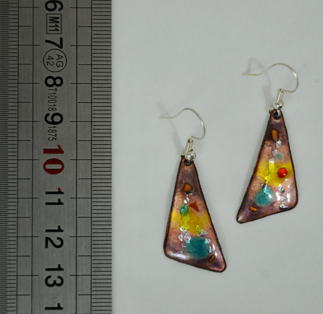 Boucles-triangles-mauve-2