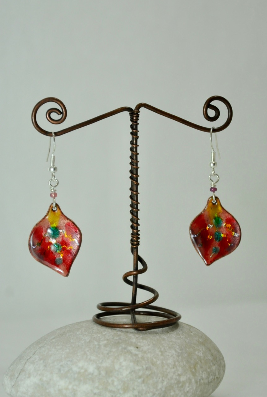 Boucles feuilles rouge