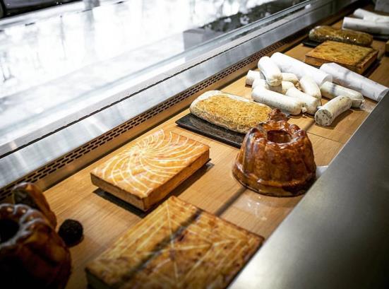 Arnaud nicolas paris restaurant paris7 devanture boutique interieur