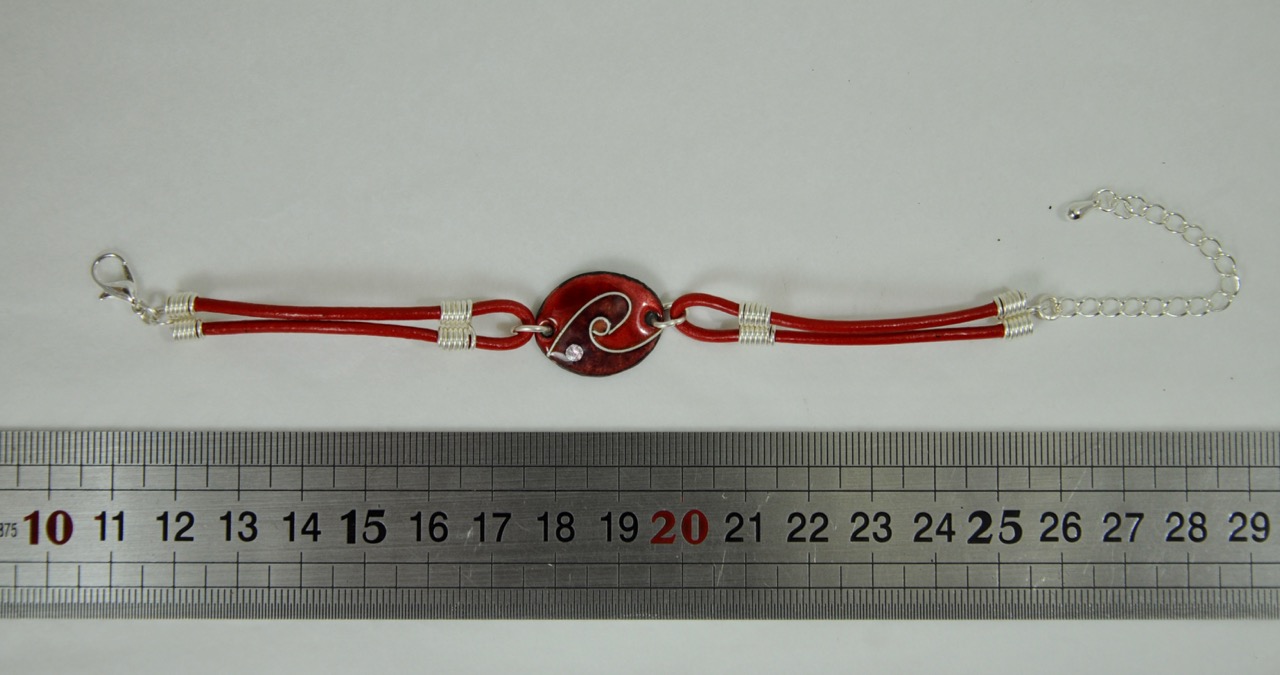 Bracelet-rouge-oval-2