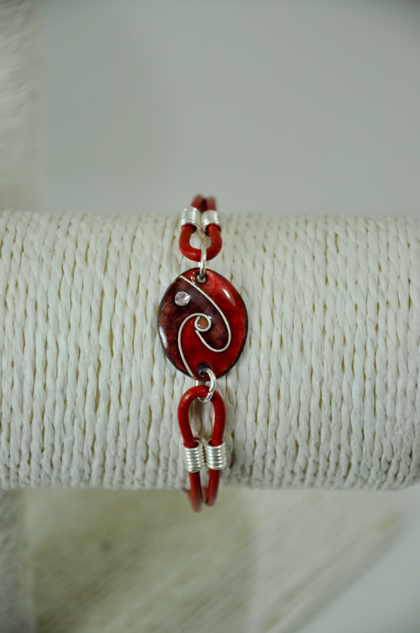 Bracelet-rouge-oval
