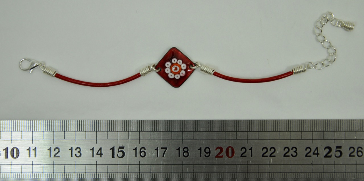Bracelet-simple-rouge-2
