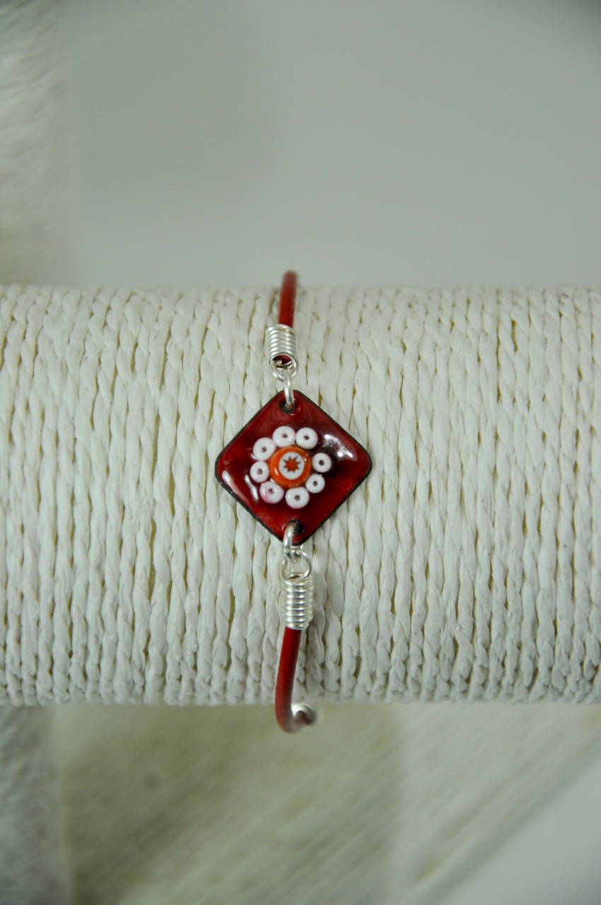 Bracelet-simple-rouge