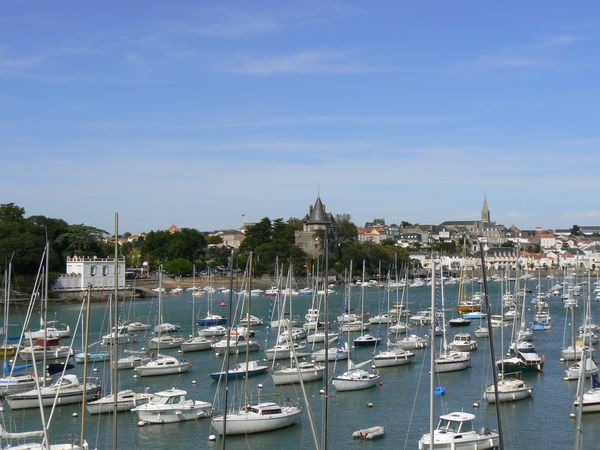 Petit port de gourmalon a pornic 83