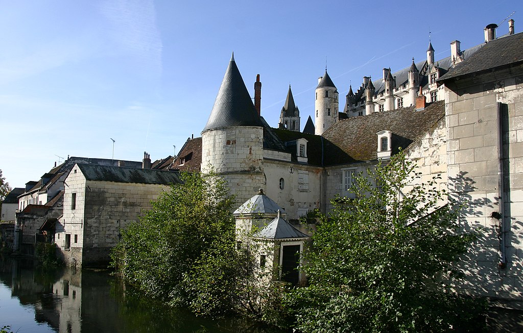 Loches-176-Chateau aus Stadt-2008-gje