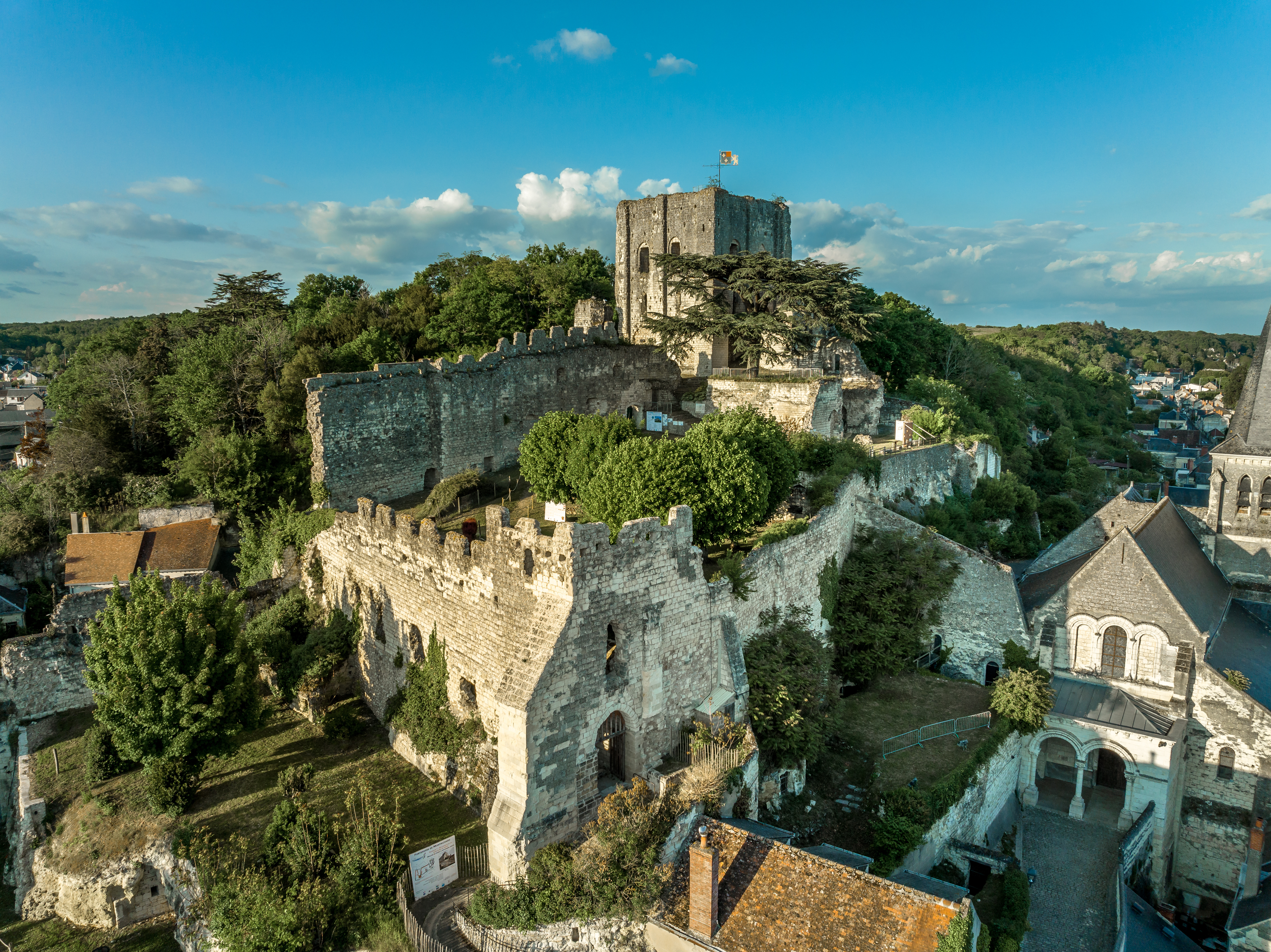 Le-Rabelais-Montrichard-Chateau