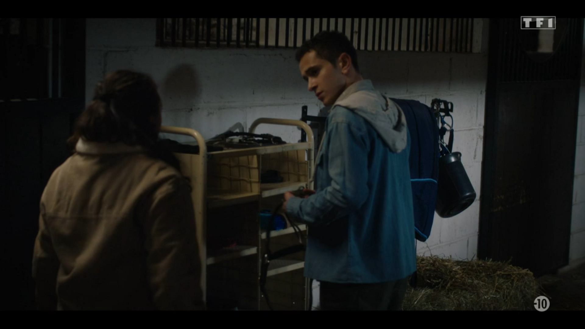 location objets ptt et boites à lettres PTT pour le  cinéma , la télévision...