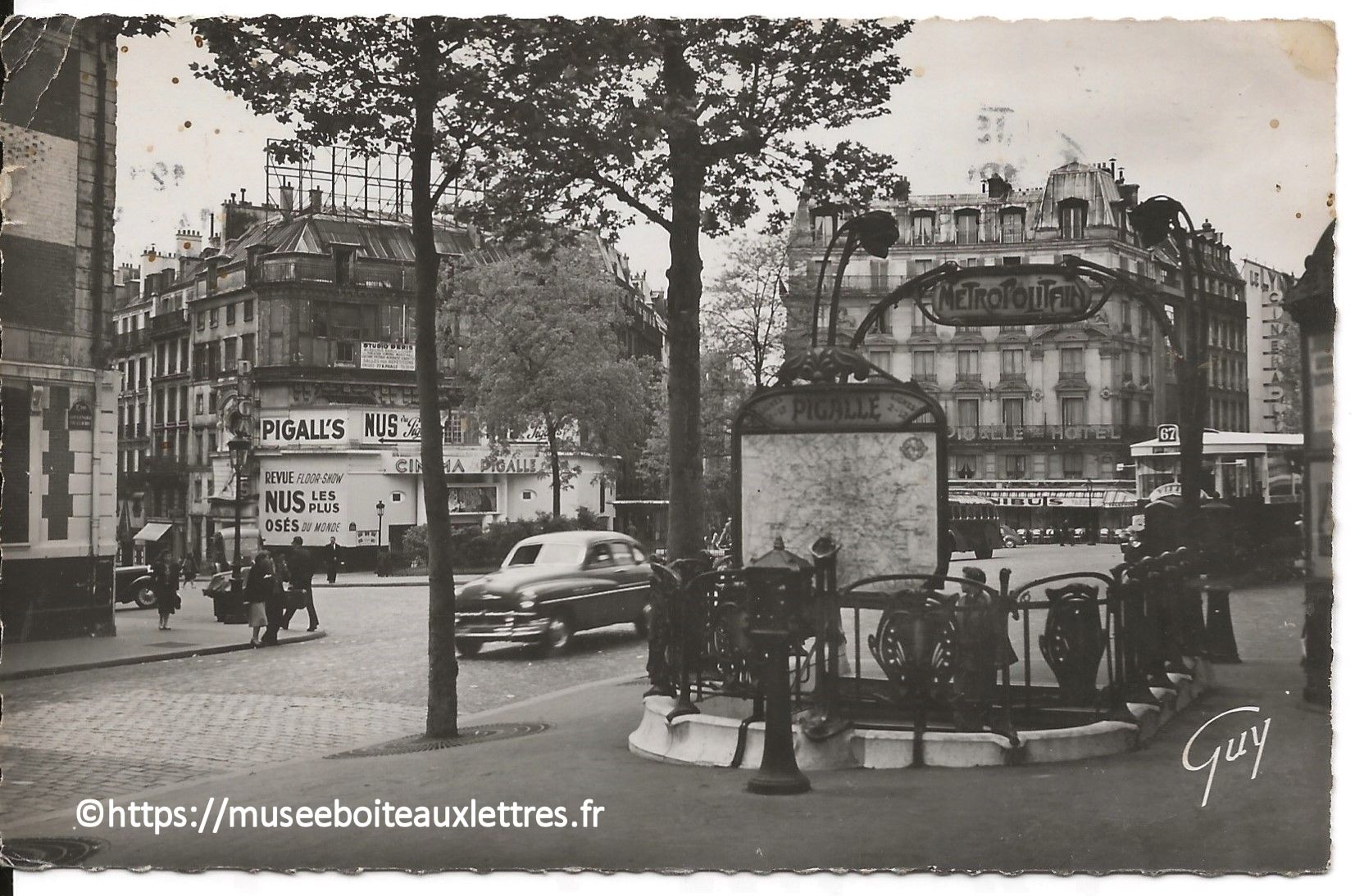 boite à lattres PTT location cinéma mariage 