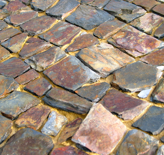 Mosaic - mosaïque - peau crocodile - ardoise - pierre - gris - peaux de bête - matière naturelle - ondulation - ora mosaïques