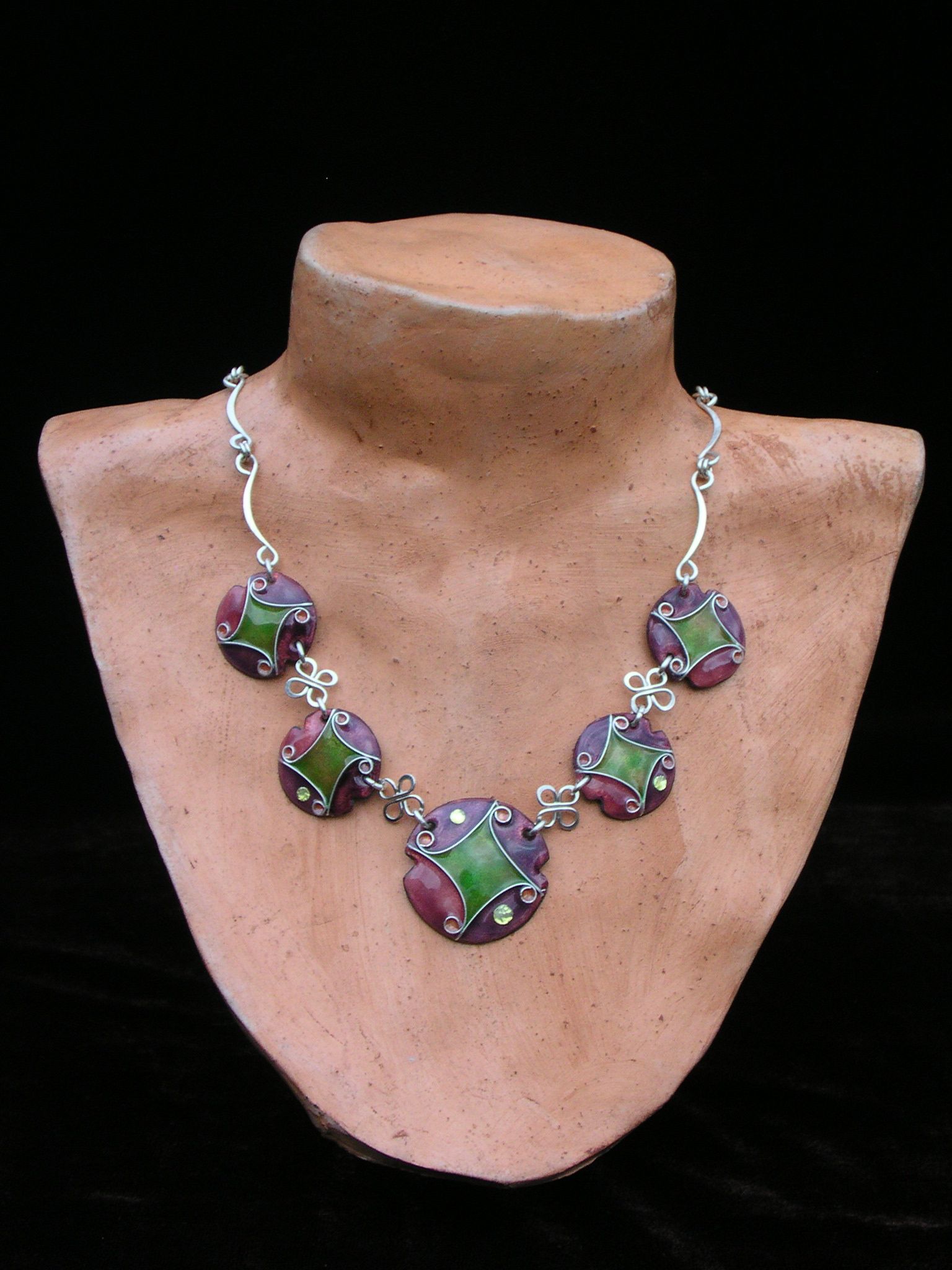 Collier 5 cloisoner v