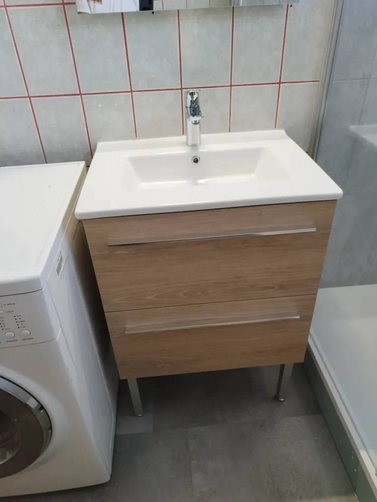 14 pose d un meuble vasque de salle de bain a nantes