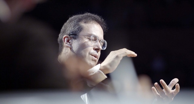 Pasion Photo-invit-light