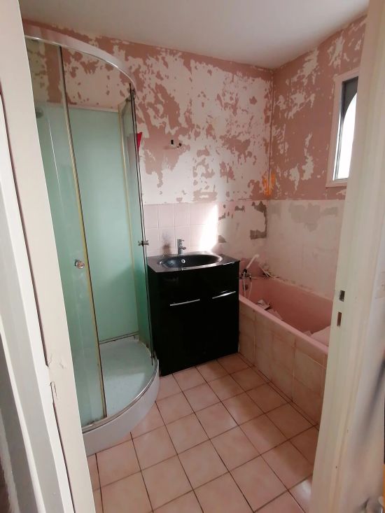 7 salle de bains a vertou avant renovation