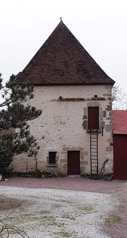 Pigeonnier piedault