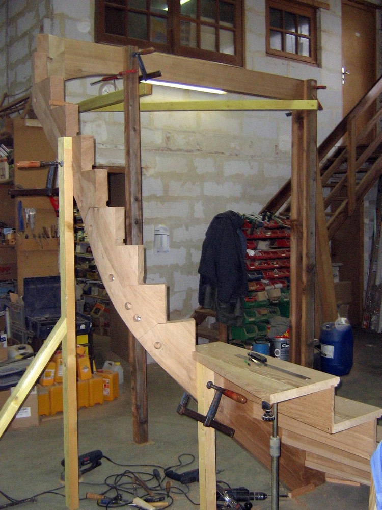 Escalier à l'Anglaise en chêne avec rampe à balustre fer par menuiserie Papavoine à st Aubin sur Gaillon