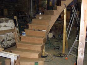 Escalier à l'Anglaise en chêne avec rampe à balustre fer par menuiserie Papavoine à st Aubin sur Gaillon