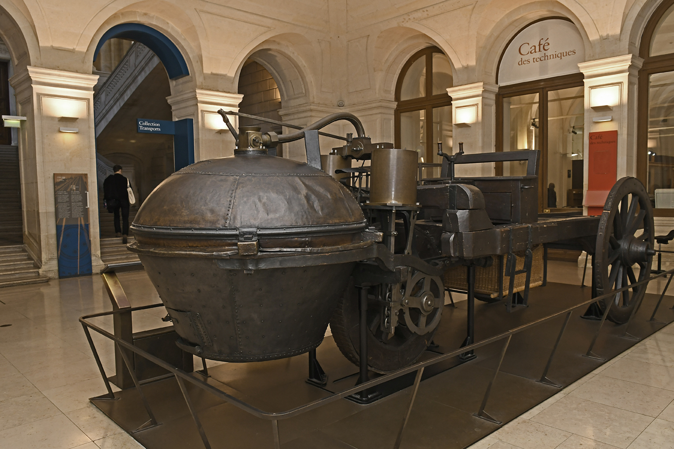 20 fardier de cugnot original au conservatoire national des arts et metiers 1 