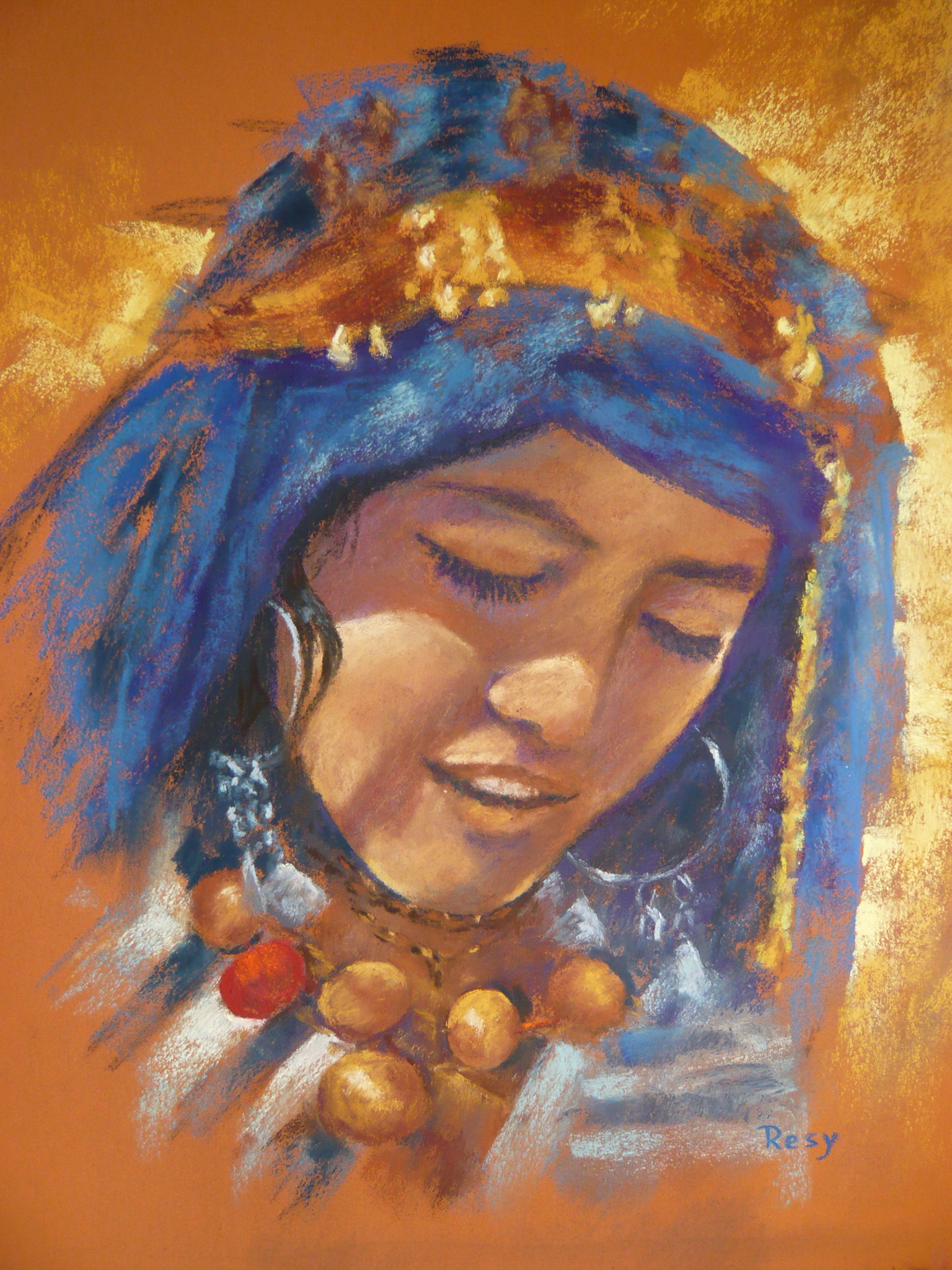 B portrait femme voile bleu et collier jpg