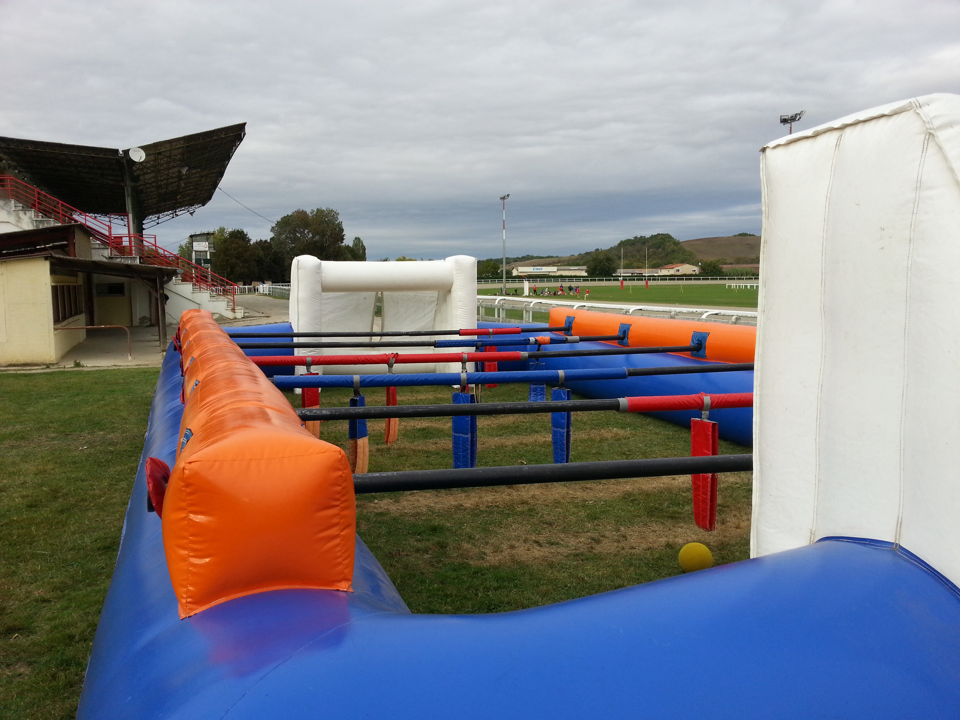Location baby foot humain animadoc 31