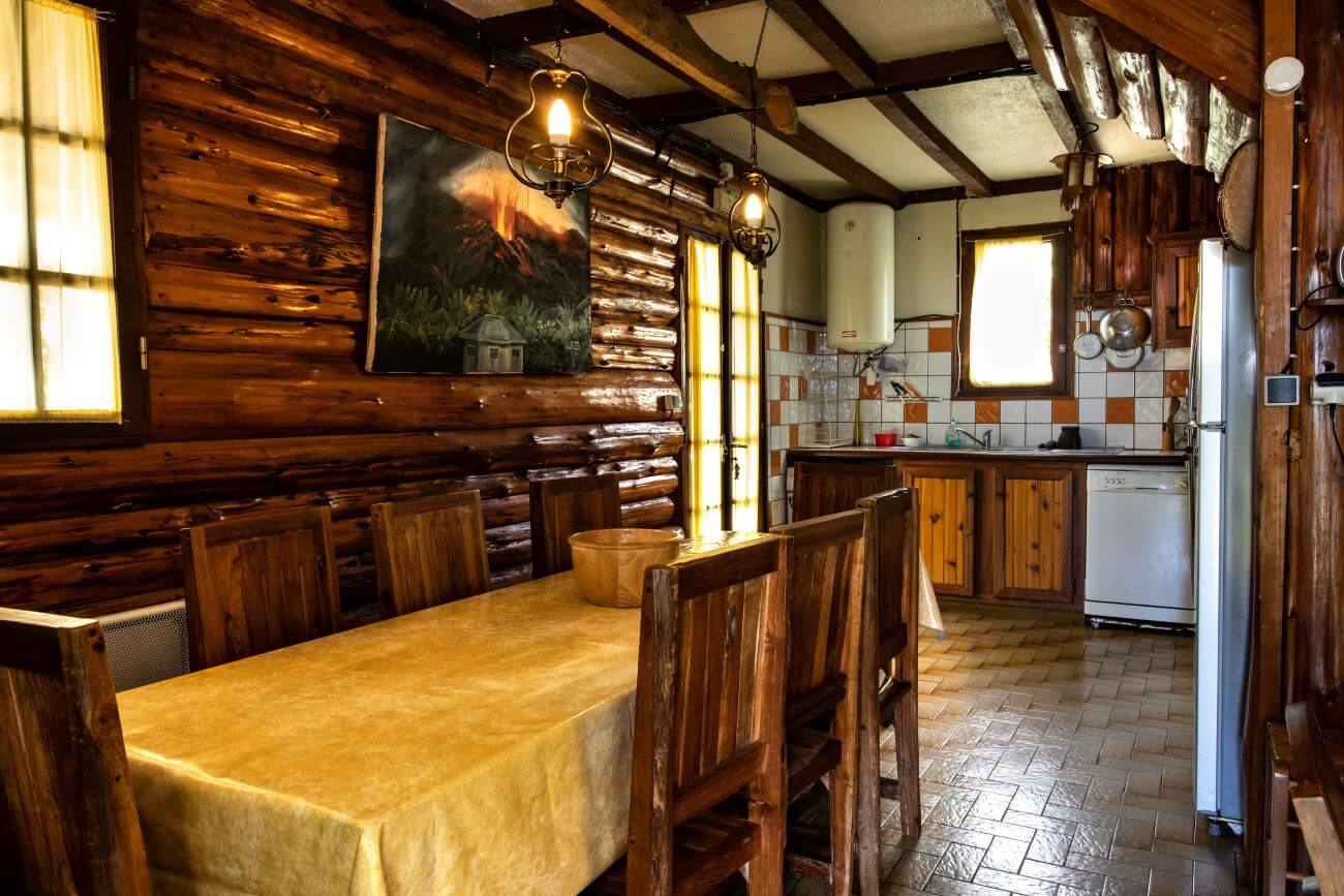 Salle a manger plaine des cafres gite crypto sign n 56