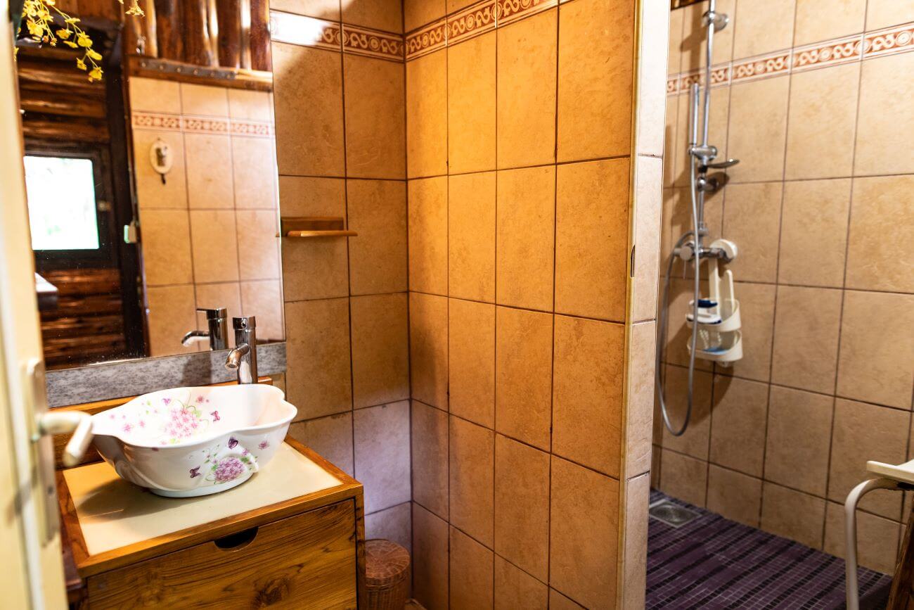 Salle de bain gite crypto sign n 56