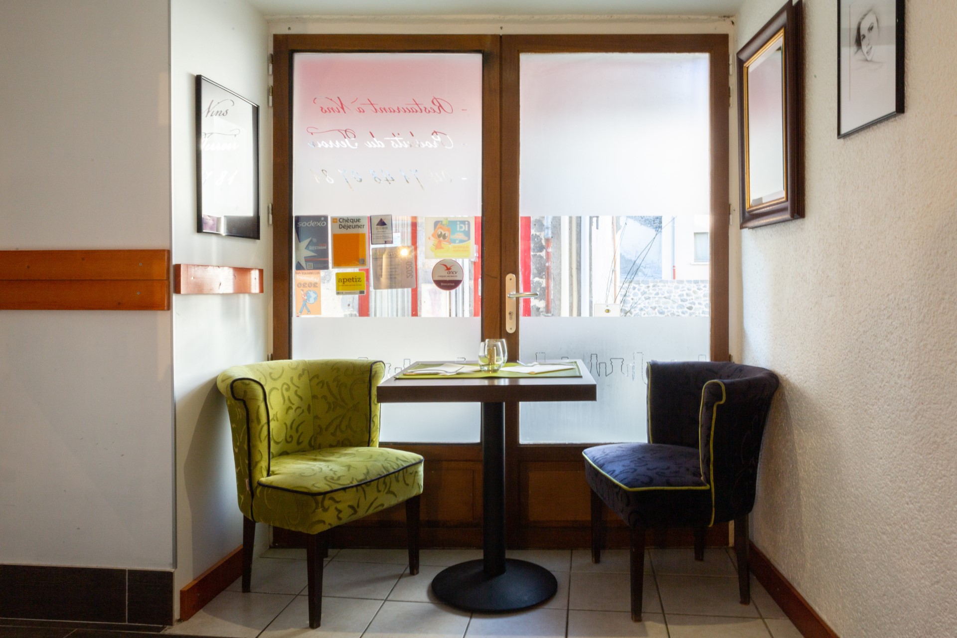 Restaurant 2 