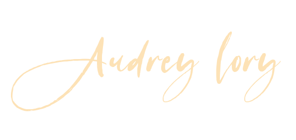 Audrey-lory-beige